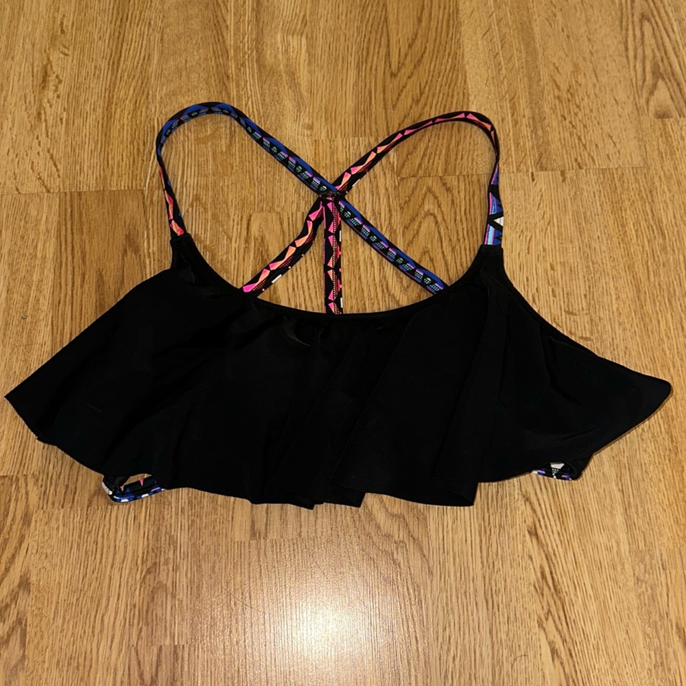 NWOT PINK VICTORIAS SECRET BATHING SUIT TOP